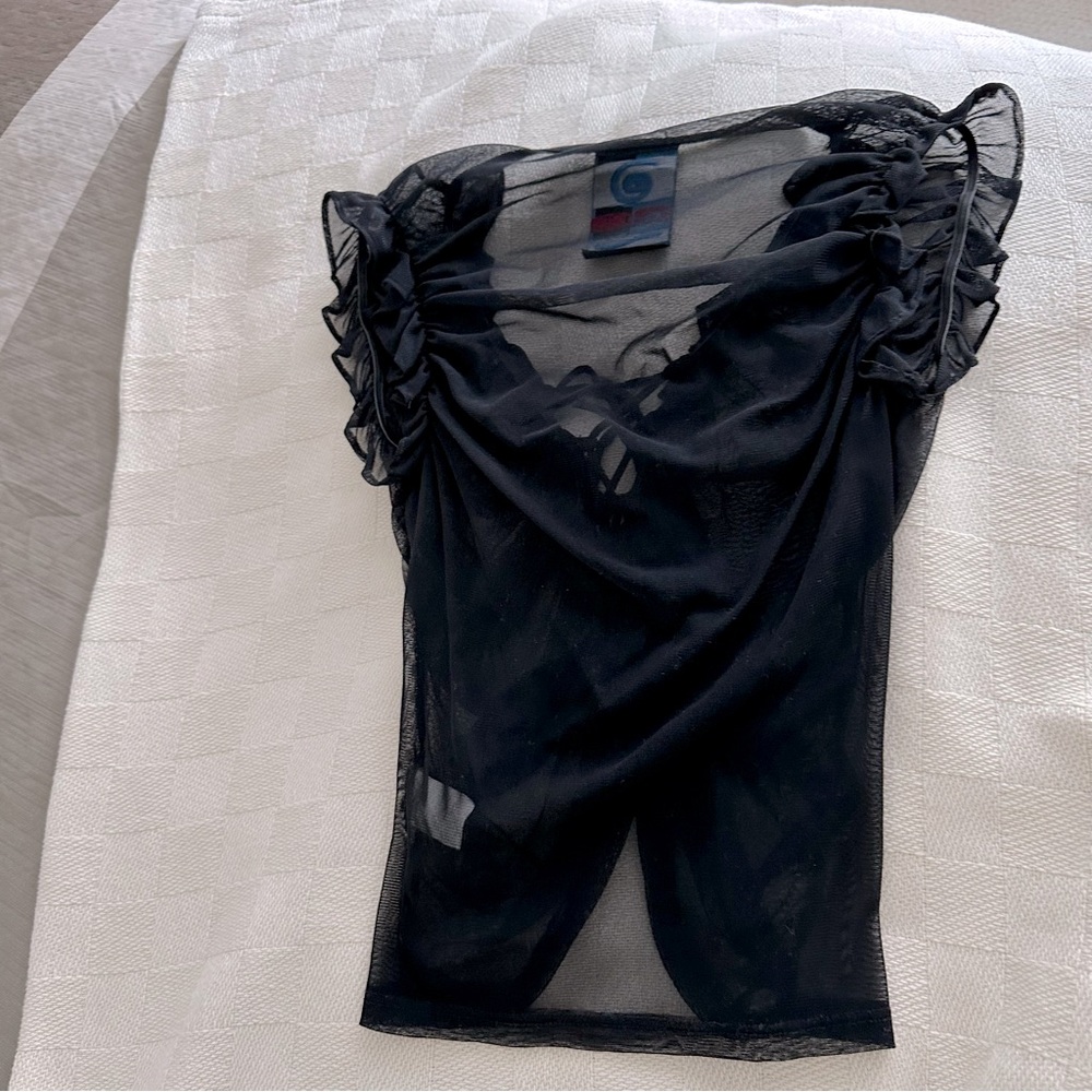 Very cute sheer black sleeveless ruffle shirt with lace up front! Size M - Picture 4 of 8